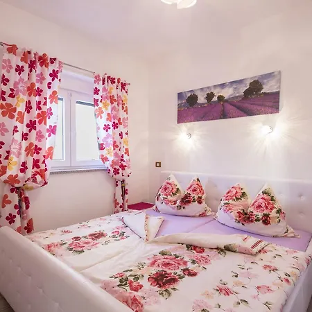 Будинок відпочинку Brcina