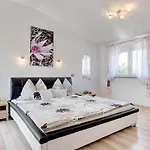 Feriehus Brcina Pula