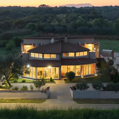 Brcina Tatil Evi Pula