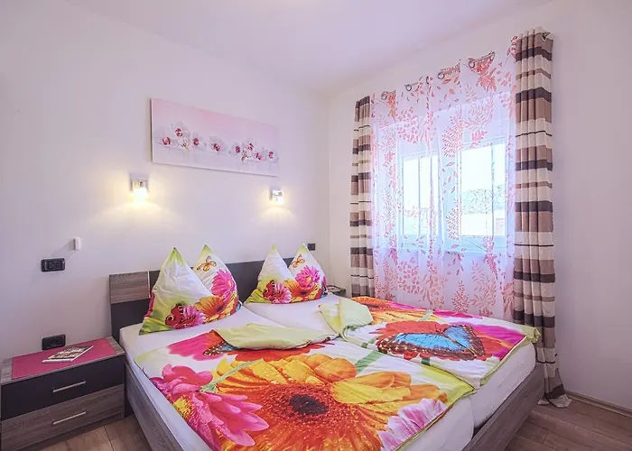 Brcina Holiday home *